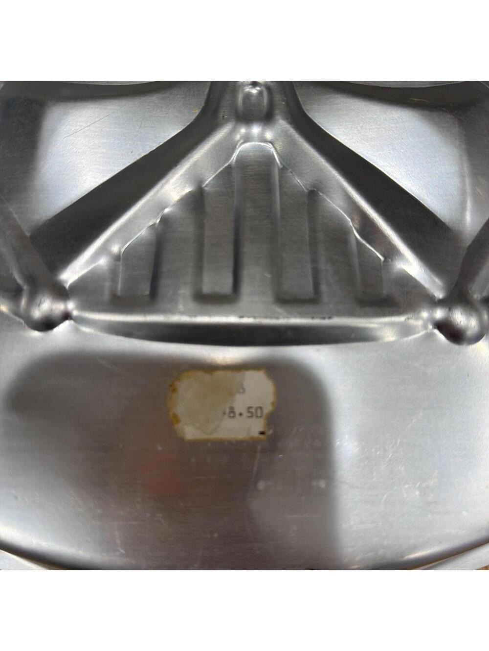 Wilton Star Wars Darth Vader Cake Pan Mold 2012 * - Picture 2 of 6